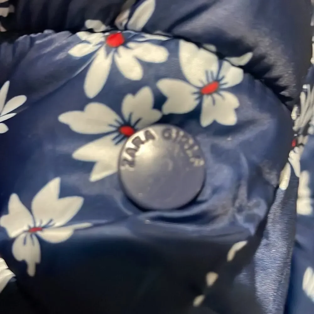 Zara girls 6 blue white floral front zip with pockets puffer jacket euc